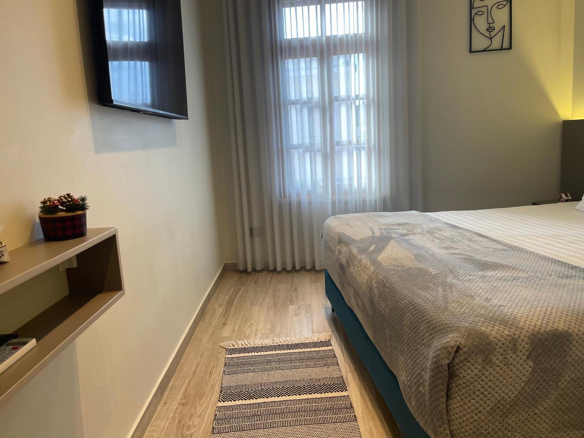 The Cosy Inn Vlora Екстериор снимка