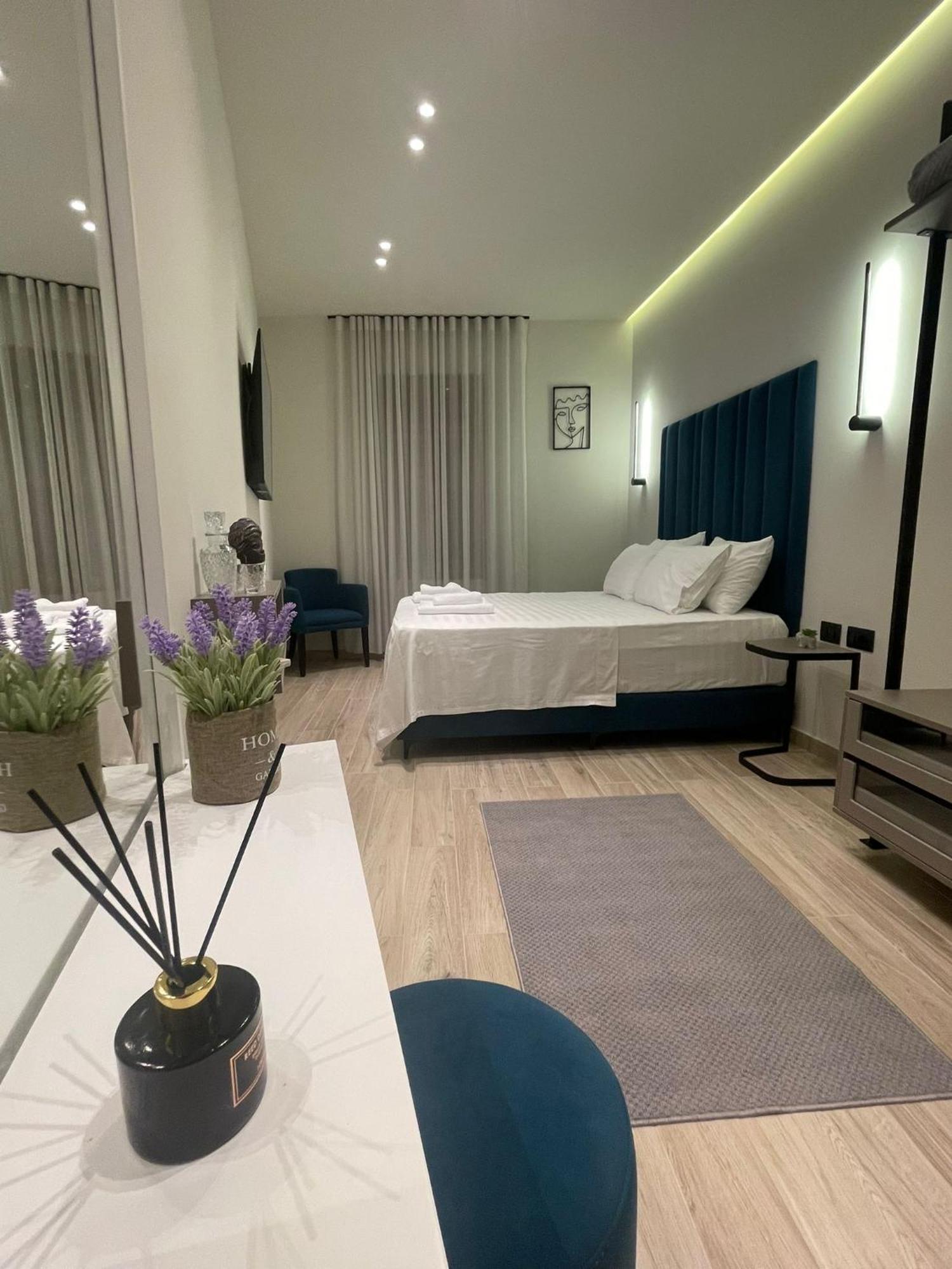 The Cosy Inn Vlora Екстериор снимка